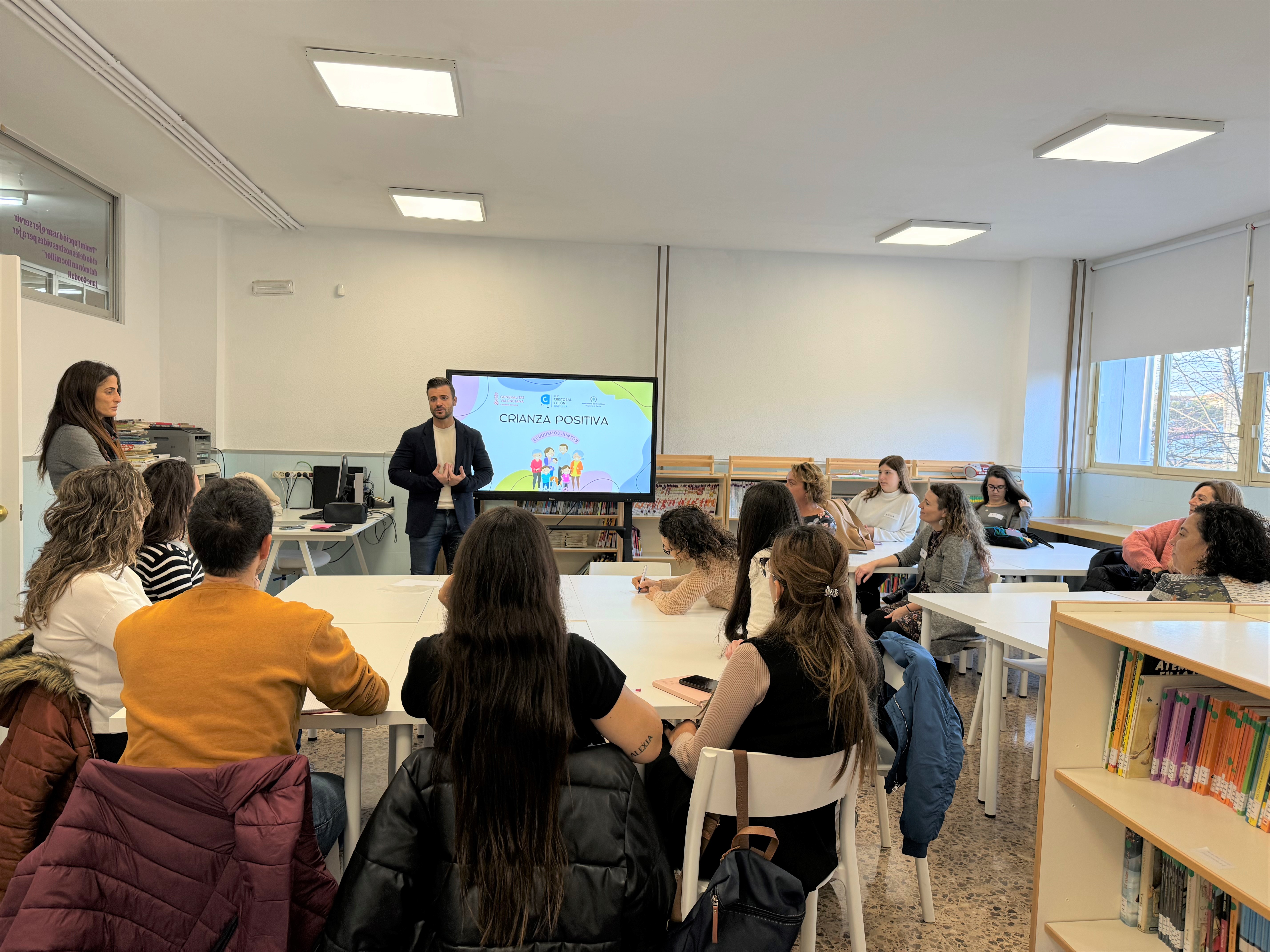 El departament de salut València – Doctor Peset inicia a Benetússer un cicle de tallers per a la criança positiva