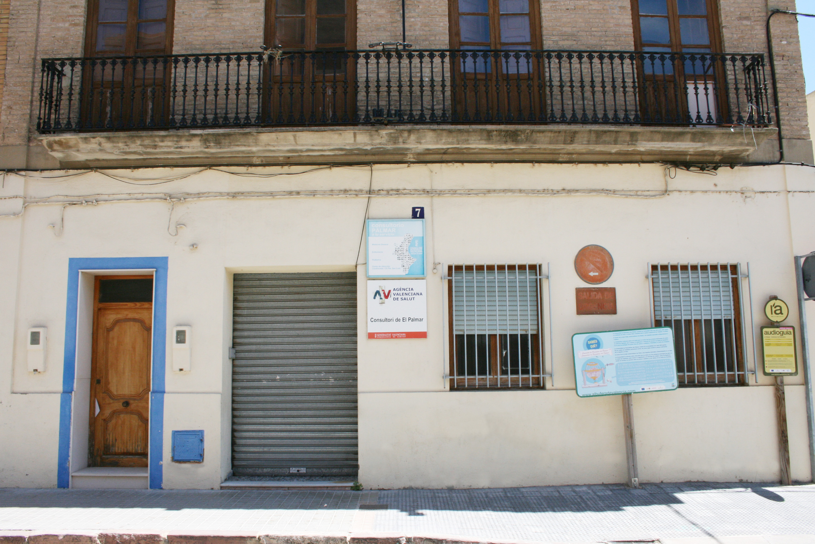 Fachada consultorio El Palmar